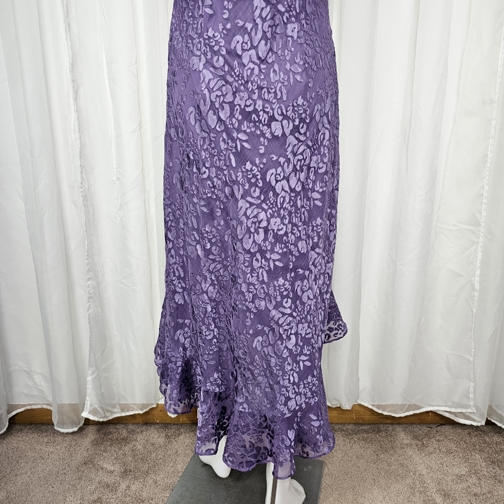 Alex Evenings Purple Burn Out 2-Layer Ruffle Bottom Bead Neck Dress Size 10 - Picture 8 of 10